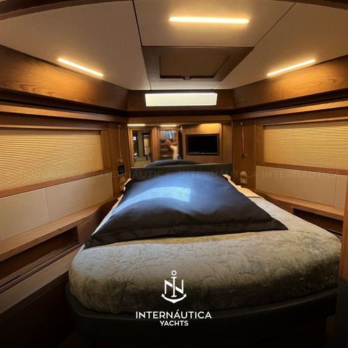 Lancha Intermarine 60 Fly 2020 Schaefer Ferretti Azimut