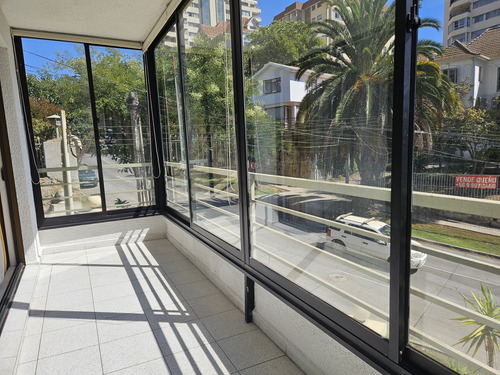 Departamento En Calle Traslaviña, A Pocas Cuadras De Alvare