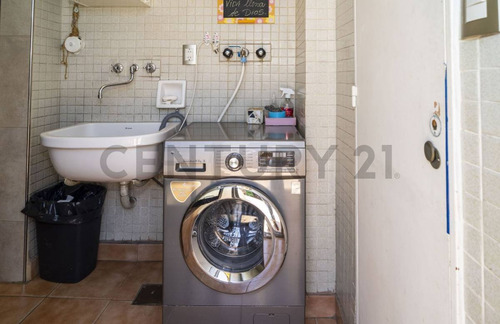 Venta Departamento 4 Amb. Con Balcón Terraza.