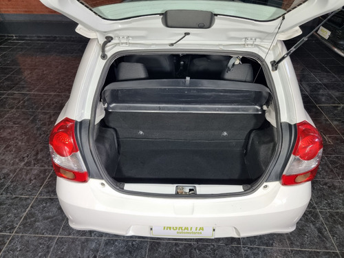 Toyota Etios 1.5 X 6Mt