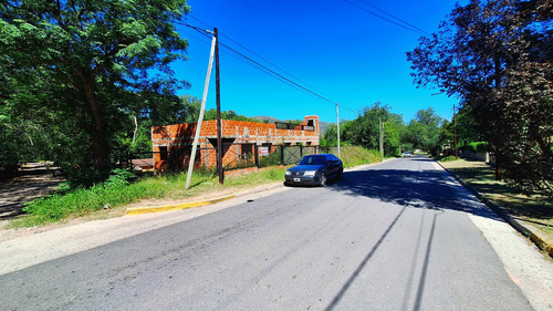 Villa Giardino, Edificacion A Teminar Sobre Calle Los Paraisos