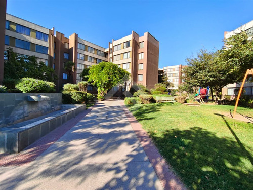 Departamento En Venta De 3 Dorm. En Cerrillos