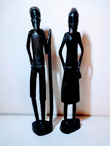 Figuras En Madera- Besmo- Made In Kenia- Precio X La Pareja-