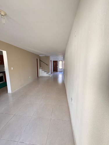Alquiler Duplex De 2 Dormitorios Escritorio Con Garage Y Patio Zona - Orfeo Superdomo - Veni A Conocerlo!!!