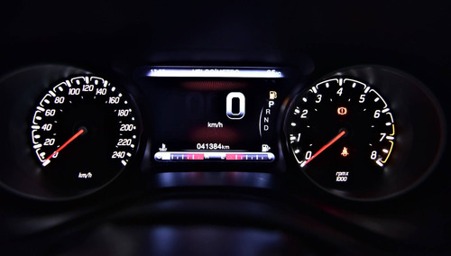 Fiat Toro 2.4 16v Multiair Flex Volcano At9