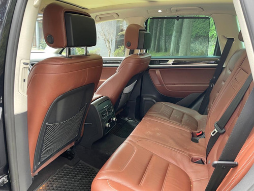 Volkswagen Touareg 4.2 V8 Fsi At