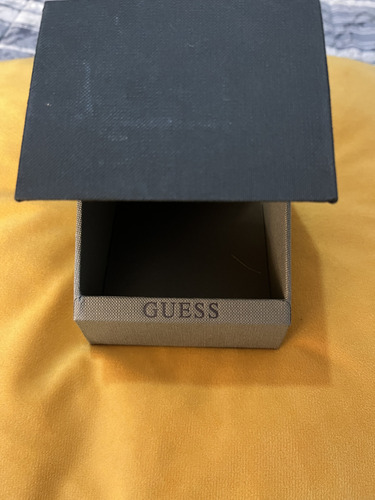 Reloj Guess Ladies Trend W0823l3 + Pulsera Guess Originales (Usado)