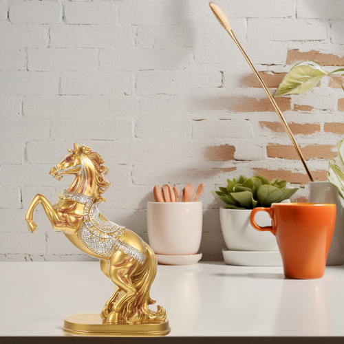 Y Y Estatua De Caballo Criando Adornos De Caballos