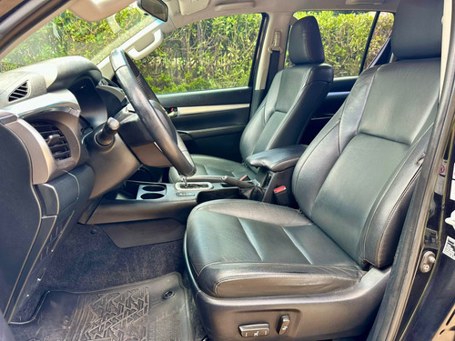Toyota Hilux 2.8 Tdi Srx Cab. Dupla 4x4 Aut. 4p