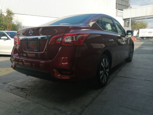Imagen 6 de 15 de Nissan Sentra Exclusive 2019