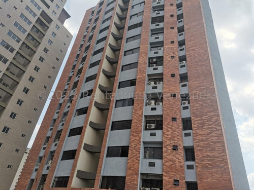 Acg Apartamento En Alquiler Tipo Penthouse Comodos Espacios Semi Amoblado Ideal Para Familia Grande La Trigaleña Valencia