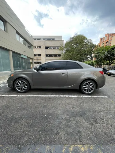 Kia Cerato Koup 2012 Automatico
