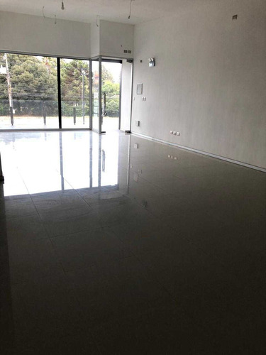 Arriendo Local Comercial En Strepcenter (82975)