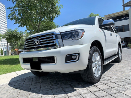 Imagen 3 de 15 de Toyota Sequoia Platinum 2019