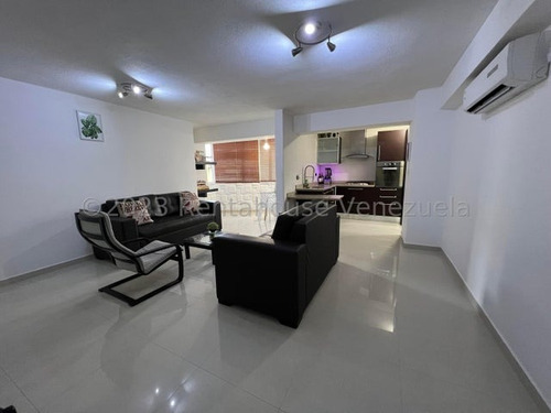 En Venta Hermoso Apartamento En La Paz. Ys12333383