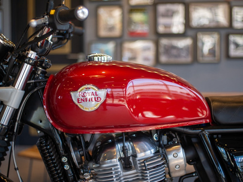 Imagen 6 de 25 de Royal Enfield Interceptor 650 Roja Unidades Disponibles