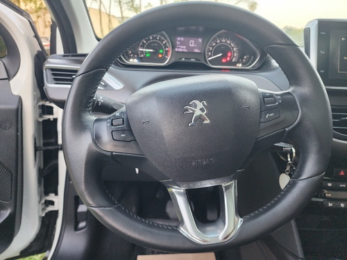 Imagen 16 de 20 de Peugeot 2008 2019 1.6 Feline Tip