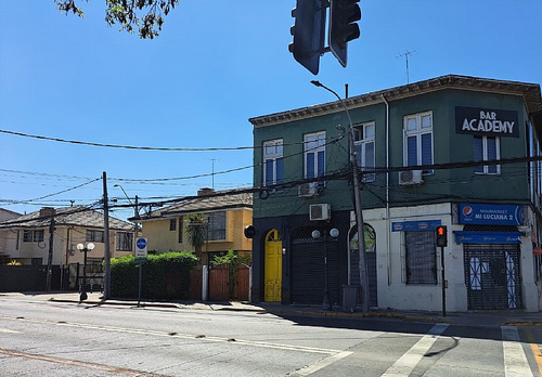 Casa Con Excelente Ubicación En Providencia