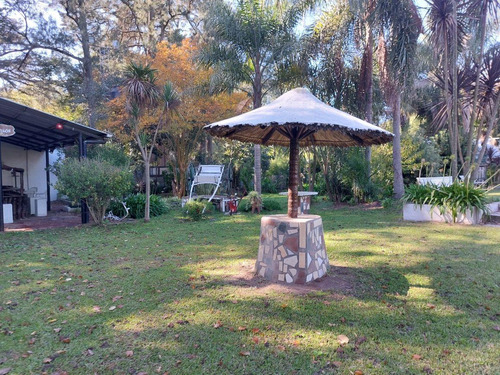 Casa En Venta - 5 Dormitorios 2 Baños - 150mts2 - Loma Verde