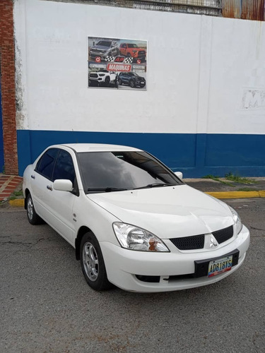 Imagen 3 de 14 de Mitsubishi Lancer Glx 1.6