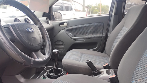 Ford Fiesta 1.6 Ambiente Plus