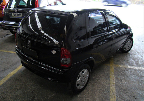 Chevrolet Corsa Hatch