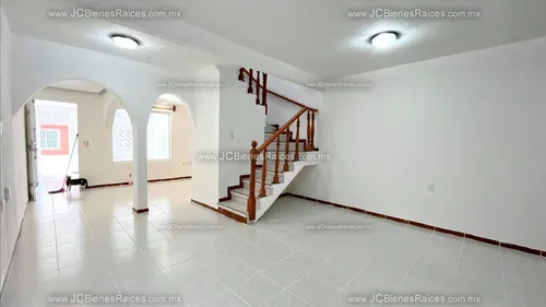 ¡casa En Venta En El Coyol *casa De 2 Niveles A Tan Solo $1,300,000!