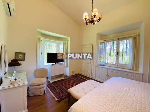 Imagen 9 de 20 de En El Corazon De La Mansa , Espectcular Residencia