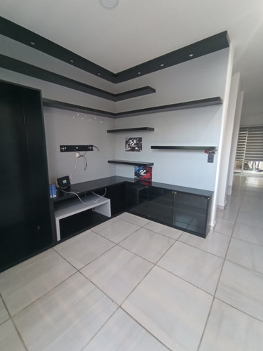Casa En Venta En Long Island