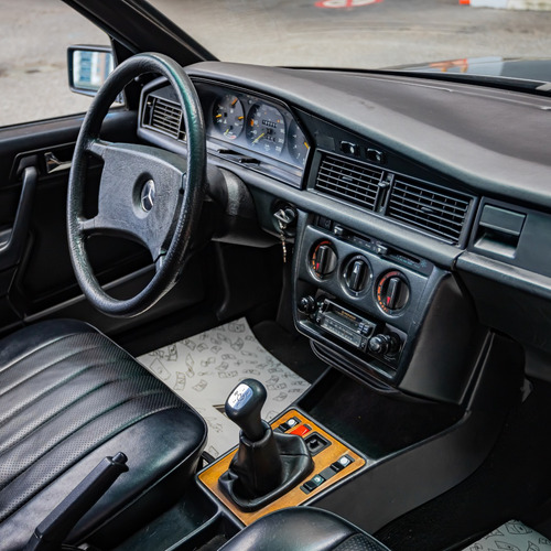 Mercedes Benz 190e 2.0 1984