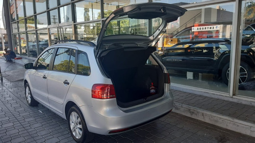 Volkswagen Suran Trendline 2012