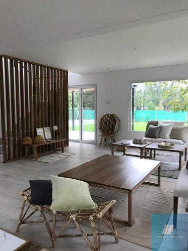 Venta Casa A Estrenar En Los Berros Ii