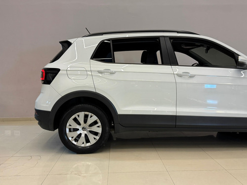 Volkswagen T-Cross 1.0 200 TSI TOTAL FLEX SENSE AUTOMÁTICO