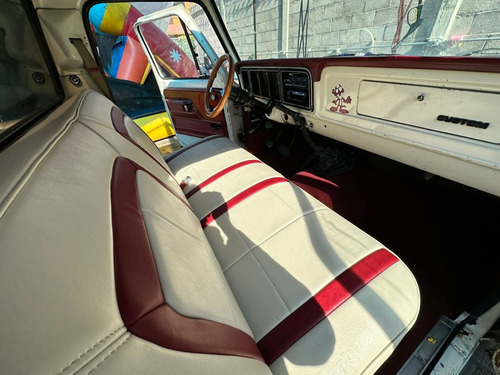 Ford Custom 100