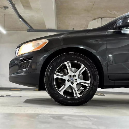 Volvo XC60 2.0 T Addition At