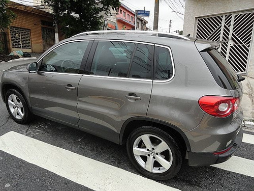 Volkswagen Tiguan 2.0 At Tsi 2011 - F7 Veículos