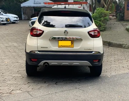 Renault Captur 2.0 Intens Automática