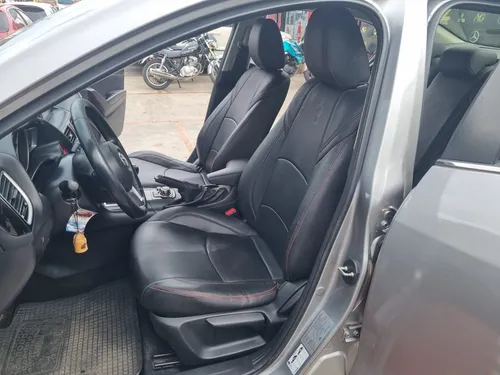 Mazda 3 TOURING 2.0 MT