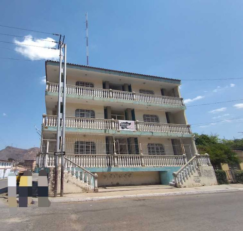 Imagen 3 de 9 de Se Alquilen Oficinas En La Calle Comercio, Villa De Cura, Aragua
