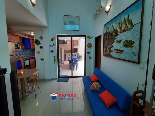 Imagen 2 de 12 de Remax Vende Casa Remodelada Full Equipo En Exclusivo Conjunto Casas Del Mar En Tucacas