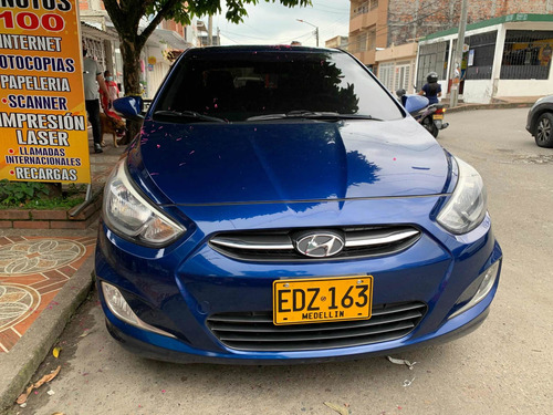 Hyundai Accent 2017 1.6 Premium Automática