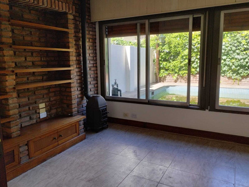 Chalet Estilo Inglés 5 Amb C/ Jardin Piscina Garage En Alquiler En Martínez, San Isidro, G.b.a. Zona Norte