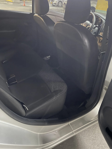 Renault Logan 1.6 Authentique
