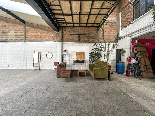 Casa En Renta Con Uso De Suelo Comercial En La Obrera