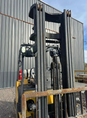 Autoelevador Cat Gp25 2500kg Torre 6mts C/desp Año 2018