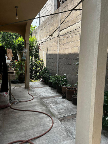 Venta De Casa En Santa Ana Tlapaltitlán Toluca A Dos Cuadras De Comonfort