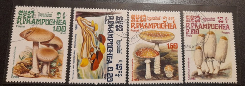 Sello Postal Camboya - Setas 1985