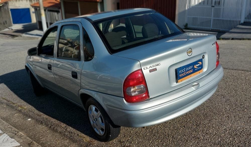 Imagem 3 de 6 de Chevrolet Classic 1.0