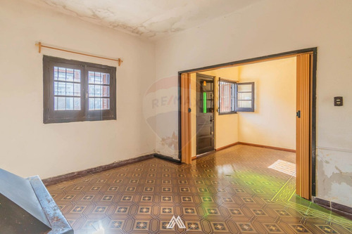 Alquiler En Centro De Pando Casa De 2 Dormitorios