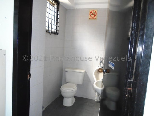 En Boleita Norte Se Vende Edificio Uso Industrial, Comercial O Residencial De 4 Niveles